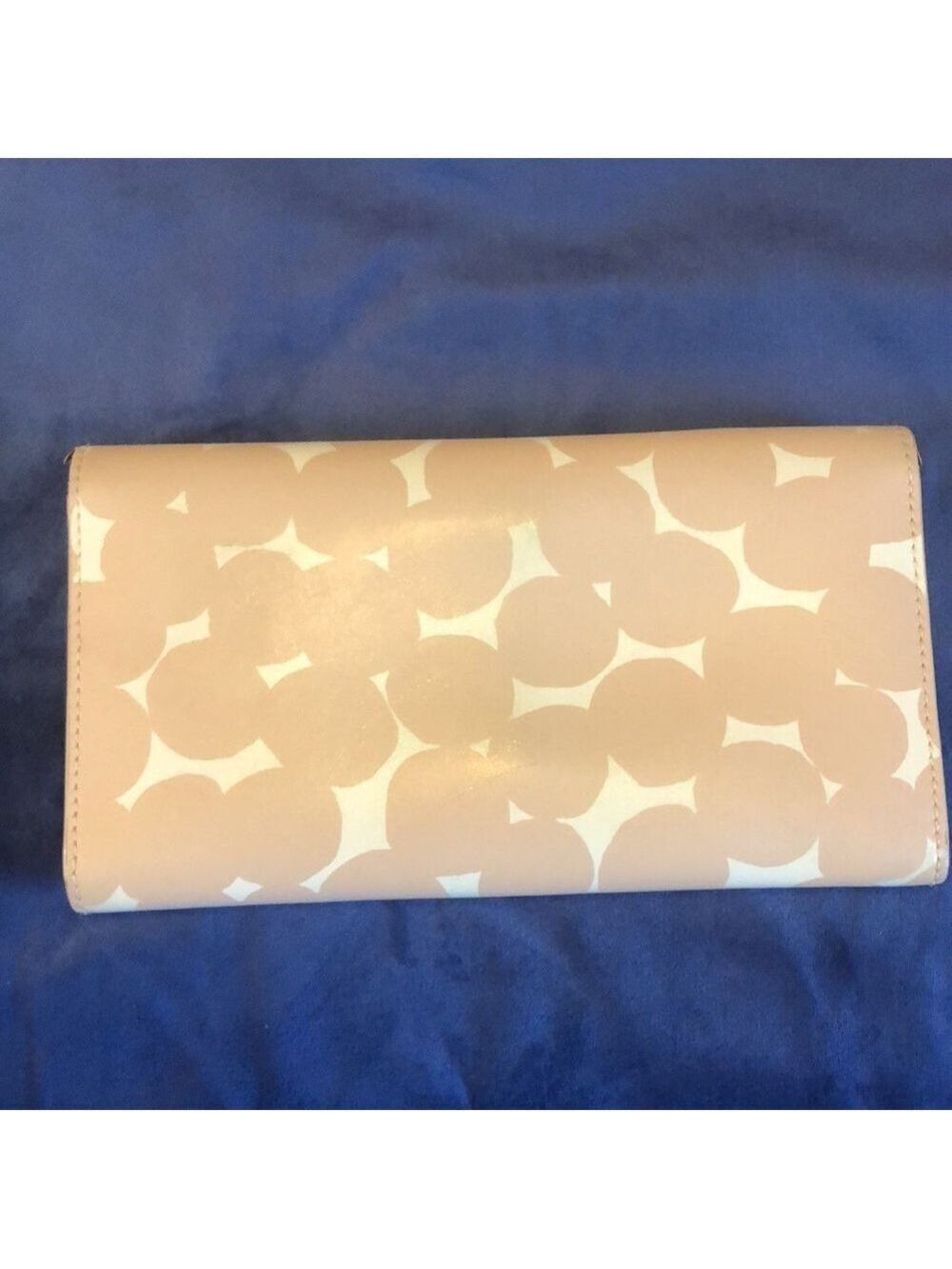 Kate Spade New York Putnam Drive Splodge Cyra Dot Large Flap Wallet - Picture 3 of 12